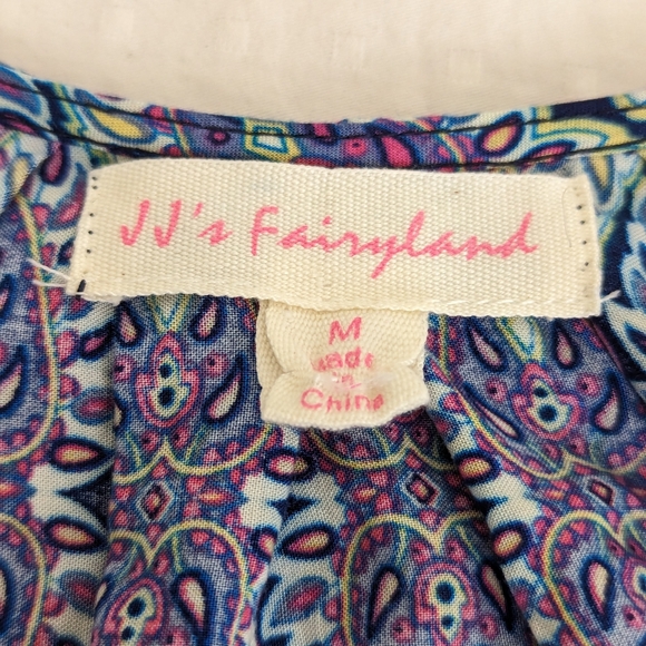 JJ's Fairyland Bohemian Blouse With Bell Sleeves. Medium - Picture 4 of 10